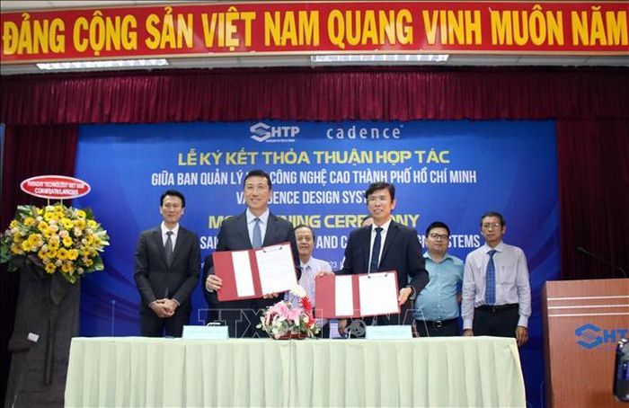 Ho Chi Minh City cooperates with US enterprises to improve electronic and IC design capabilities