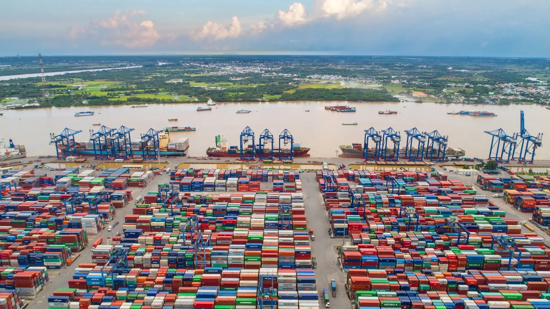 Ho Chi Minh City: Total driving force for growth of more than 10% by 2025