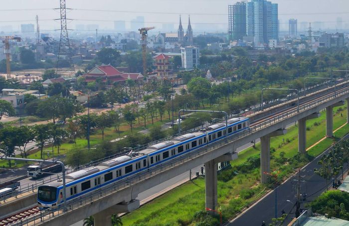 Ho Chi Minh City is testing the entire Ben Thanh - Suoi Tien metro line for the first time