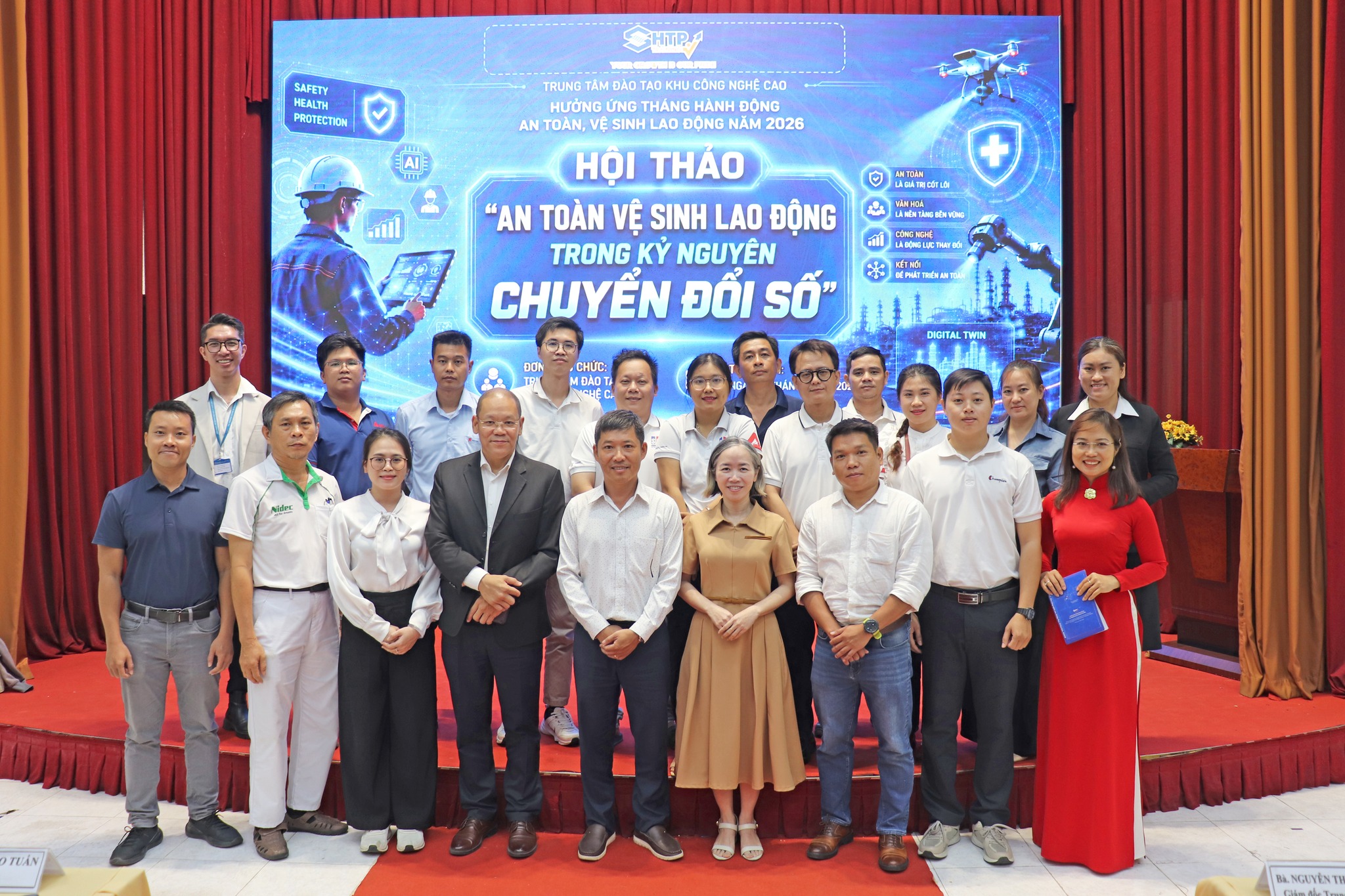 HỘI THẢO “AN TOÀN VỆ SINH LAO ĐỘNG TRONG KỶ NGUYÊN CHUYỂN ĐỔI SỐ”