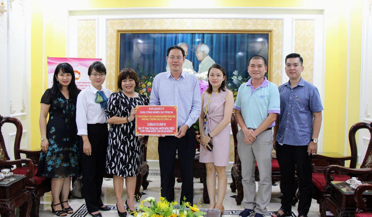 CỘNG ĐỒNG DOANH NGHIỆP KHU CÔNG NGHỆ CAO TP.HCM ĐÓNG GÓP HỖ TRỢ COVID-19 - TRỊ GIÁ HƠN 3,8 TỶ ĐỒNG